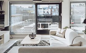 Modern appartement centrum Oostende met enorm dakterras (parking beschikbaar)